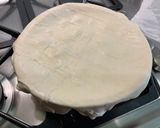 Une image de l'étape 5 de Tarte feuilletée renversée aux figues blanches et gelée pomme citron vert.