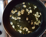 Foto del paso 5 de la receta: Níscalos al ajillo