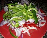 Foto del paso 3 de la receta: Tortilla y ensalada de remolacha
