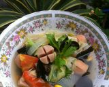 Foto langkah ke 3 dari resep Soup Sosis Jamur.