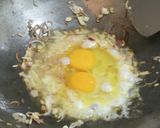 Foto langkah ke 2 dari resep Soun Goreng Campur Kulit Melinjo.