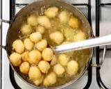 A picture of step 2 of Dahi vada.