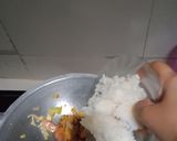Foto langkah ke 3 dari resep Nasi Goreng Praktis.