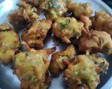 मिक्स वेज पकोड़ा(mix veg pakoda recipe in hindi) रेसिपी चरण 3 फोटो