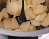Foto del paso 1 de la receta: Puré de patata Thermomix