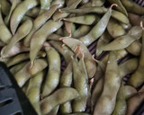 Foto del paso 4 de la receta: Edamame 枝豆 o vaina de soja fresca 🇯🇵🫛 "otoshi" o aperitivo en "izakaya" o taberna, cervecería 🍻Japón