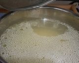A picture of step 2 of Clear Plain Soup.