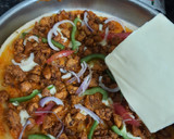 சீஸி சிக்கன் பீசா🧀🍕 ரெசிபி ஸ்டேப் 21 புகைப்படம்