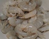 Foto langkah ke 1 dari resep Udang Goreng Asam Manis.
