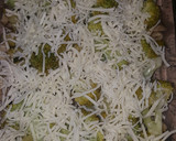 Foto del paso 4 de la receta: Gratín de champiñones y calabacín escabechado con brécol