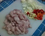 Foto langkah ke 1 dari resep Dada Ayam Fillet Asam Pedas tanpa tepung dan maizena.
