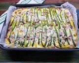 Foto del passaggio 5 della ricetta Torta salata ASPARAGI SU UN LETTO DI PANE 🍞🌱