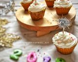 Foto langkah ke 6 dari resep New year’s cup cake.
