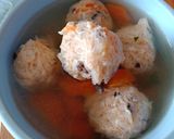 Foto langkah ke 3 dari resep Sup bakso lohua/mutiara.