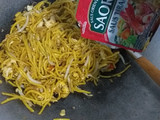 Mi kuning goreng pedas