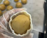Hình bước làm 8 của món Bánh Trung Thu Không Dùng Nước Đường (Thay Bằng Mật Ong)