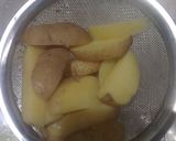 Foto langkah ke 2 dari resep Potato Wedges.