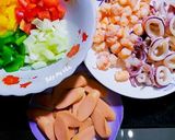 Hình bước làm 2 của món Bánh Pizza Nhà Làm