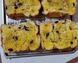 Foto langkah ke 2 dari resep Roti Siram Susu Keju.