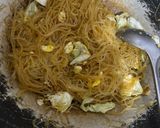 Foto langkah ke 3 dari resep Bihun Goreng Simple.