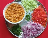 A picture of step 1 of Fried Chickpeas Bhel.