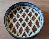 Foto del passaggio 12 della ricetta Crostata a strati con confettura di pesche