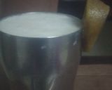 A picture of step 4 of Chikoo millkshake (sapodilla).