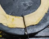 A picture of step 4 of Egg Lachha Paratha.