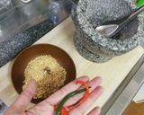 A picture of step 3 of Fried Spring Rolls.