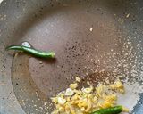 A picture of step 1 of Paneer Shashlik Sizzler.