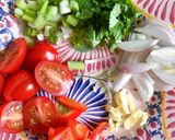 Hình bước làm 1 của món Canh Chua Thơm Giá Nấu Mọc