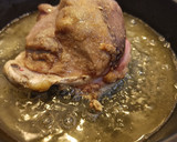 Foto del paso 3 de la receta: Carrilleras al vino en olla express