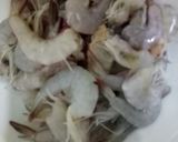 Foto langkah ke 2 dari resep 70,udang kailan tumis pedas.