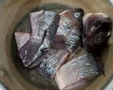 Foto langkah ke 1 dari resep 21. Sup Ikan Nila daun kemangi.