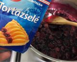 Erdei gyümölcsös sajttorta recept fázis 2 fotója