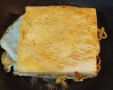 Foto langkah ke 4 dari resep Noodles Sandwich.