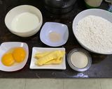 Foto langkah ke 1 dari resep Donat sederhana.