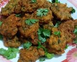 A picture of step 4 of Softie soft pakoray!!!.