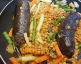 Foto del paso 2 de la receta Morcillas con salteado de verduras y lentejas
