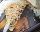 A picture of step 3 of Schezwan grilled cheese sandwich.