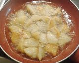 Foto del paso 7 de la receta Huevos con patatas langostinos y gulas