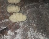 Foto del paso 3 de la receta: Ñoquis de harina receta económica ideal para familias grandes