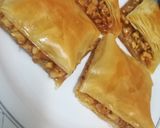 صورة لخطوة 12 من وصفة بقلاوة بالجوز (أو القشطة)