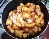 A picture of step 3 of Stewed Arrowroots, potatoes and matoke.