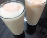 A picture of step 3 of Butterscotch and banana milkshake.