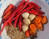 Foto langkah ke 1 dari resep Ayam betutu simple.