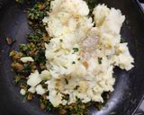 A picture of step 4 of Aloo Methi Tikki Burger.