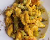 Foto del passaggio 3 della ricetta Bocconcini di pollo con asparagi e curcuma