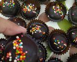 Foto langkah ke 6 dari resep Biskuit coklat truffle.