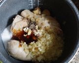 รูปขั้นตอนการทำที่ 2 ของ ไก่อบ (หม้อหุงข้าว)